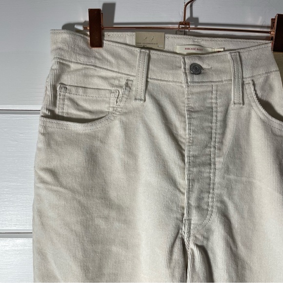 Levi's Women's Cream Ribcage Bootcut Corduroy Jeans 90's - Picture 4 of 13